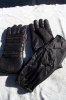 gauntlet gloves 001.jpg